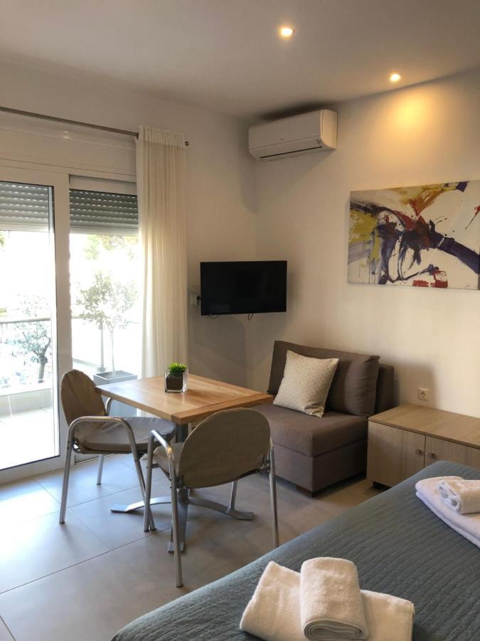Vanessa House Luxury Apartments Скіатос Екстер'єр фото