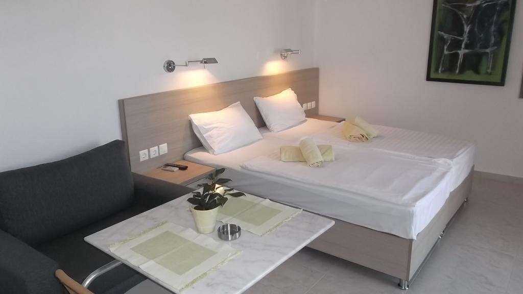 Vanessa House Luxury Apartments Скіатос Екстер'єр фото