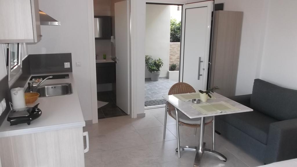 Vanessa House Luxury Apartments Скіатос Екстер'єр фото