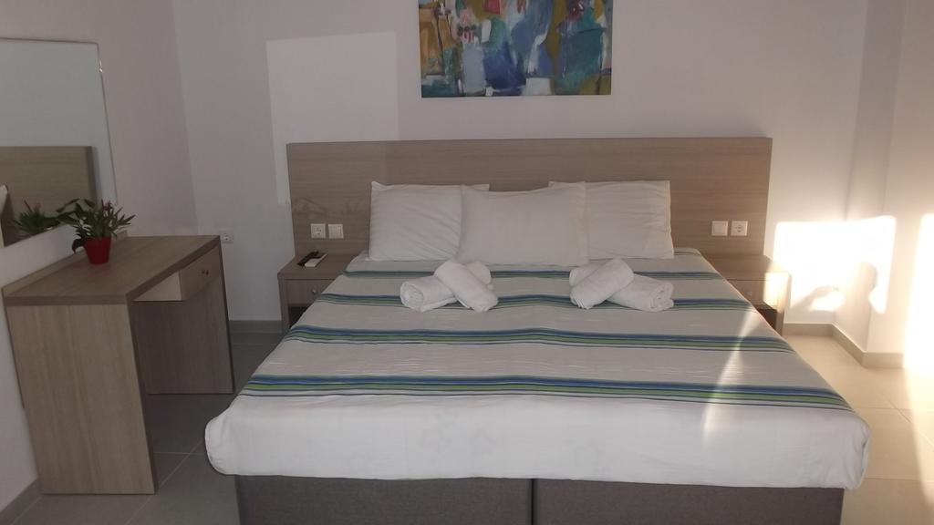 Vanessa House Luxury Apartments Скіатос Екстер'єр фото