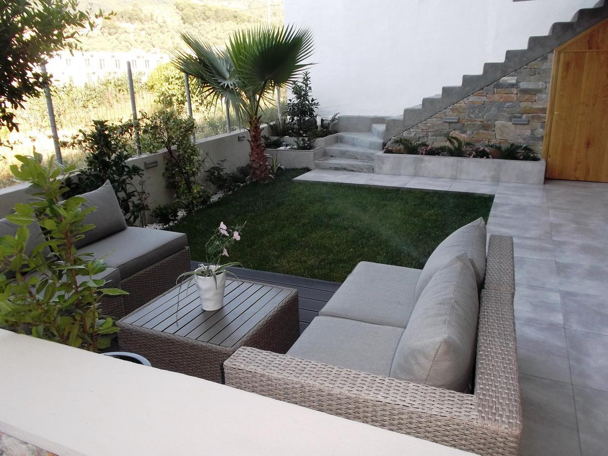 Vanessa House Luxury Apartments Скіатос Екстер'єр фото